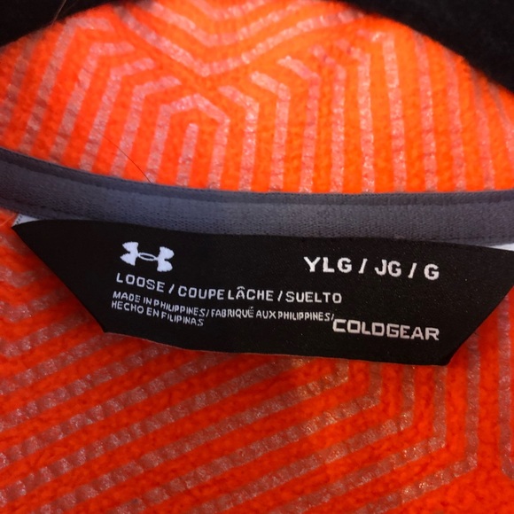 Youth Under Armor Sweatshirt - Picture 5 of 5